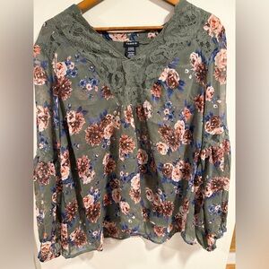 Torrid Floral Lace Inset Blouse Chiffon Long Sleeve Top Green & Pink Size XL